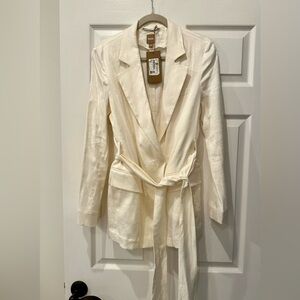 Hugo Boss linen off white belted blazer.